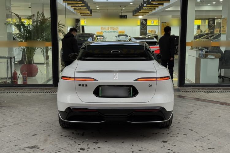 Used  06 2025 Max All-Electric Version