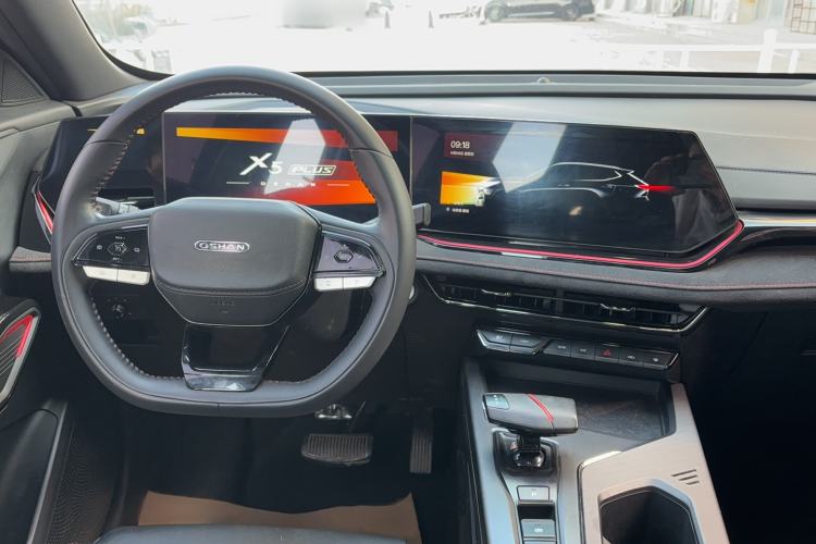 Used Oshan X5 PLUS 2023 1.5T DCT Navigation Edition
