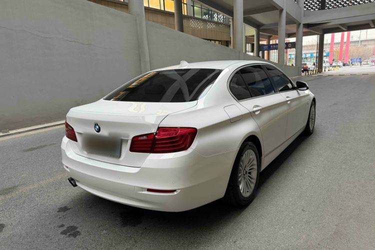 Used BMW 5 Series 2014 525Li Leading Model
