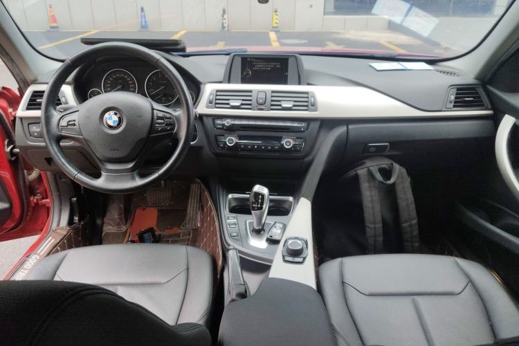 Used BMW 3 Series 2015 320Li Luxury Edition Fashion Model
