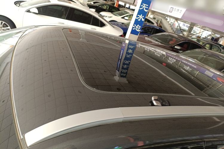 Used Oshan Z6 2023 Blue Whale 1.5T DCT Smart Luxury Model