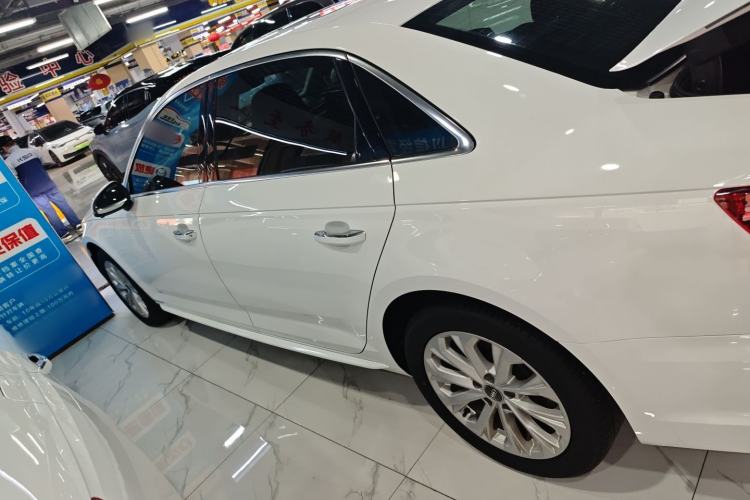 Used Audi A4L 2018 30th Anniversary Edition 40 TFSI Trendy Model
