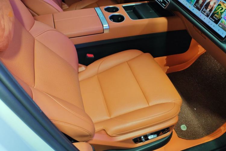 Used Li Auto L7 2023 Pro Model
