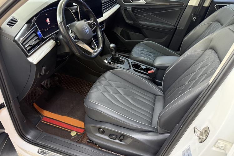 Used Volkswagen Tiguan L 2022 330TSI Automatic Two-Wheel Drive Smart Edition
