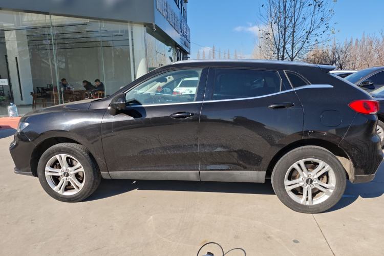 Used Wey VV5 2020 1.5T Two-Wheel Drive Smart Pioneer
