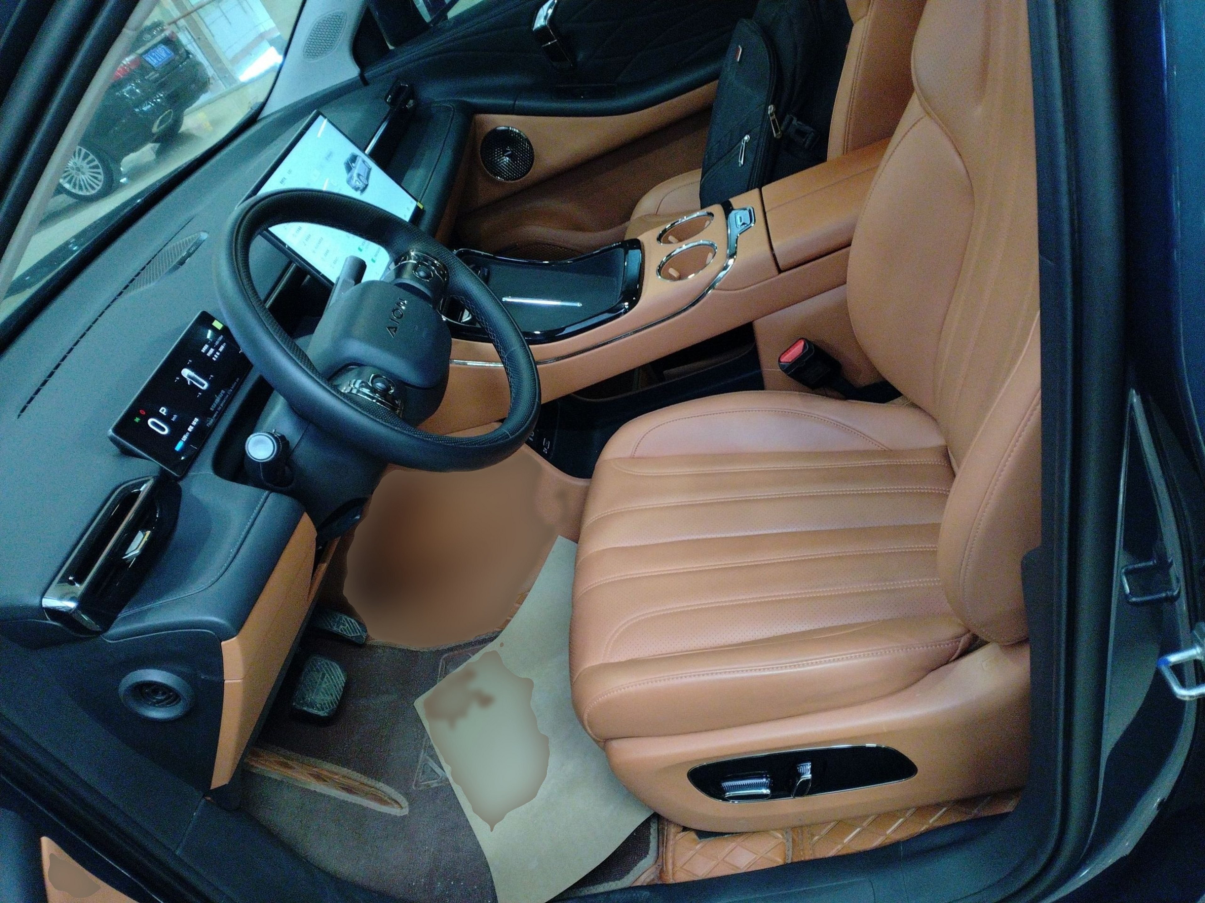 المقاعد الأمامية داخل السيارة