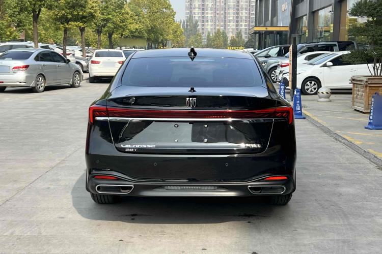 Used Buick LaCrosse 2025 28T Platinum Edition
