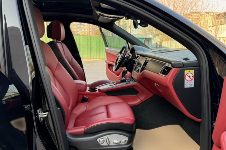 Used Porsche Macan 2017 Macan 2.0T
