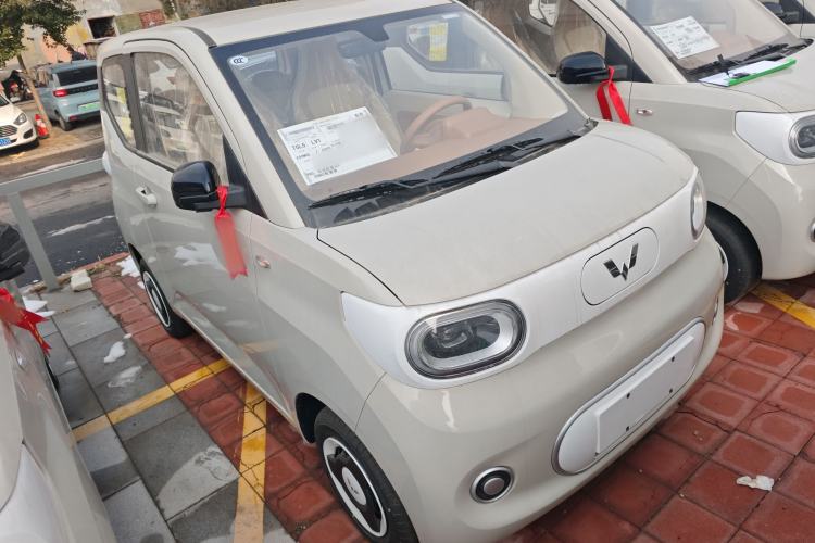 Used Wuling Hongguang MINIEV 2024 3rd Generation 215km Youth Edition