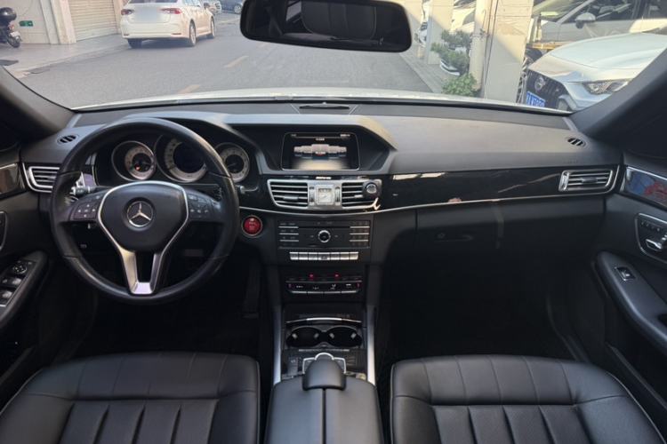 Used Mercedes-Benz E-Class 2015 Facelift E 200 L Sport Edition
