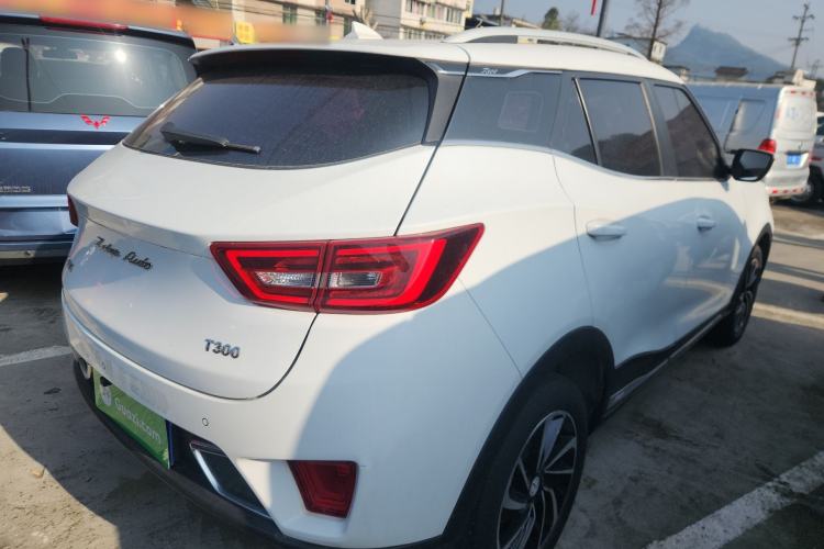 Used Zotye T300 2017 1.5T CVT Premium Edition
