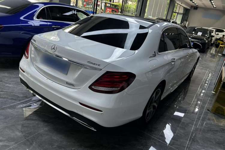 Used Mercedes-Benz E-Class 2018 Facelift E 200 L Sport 4MATIC
