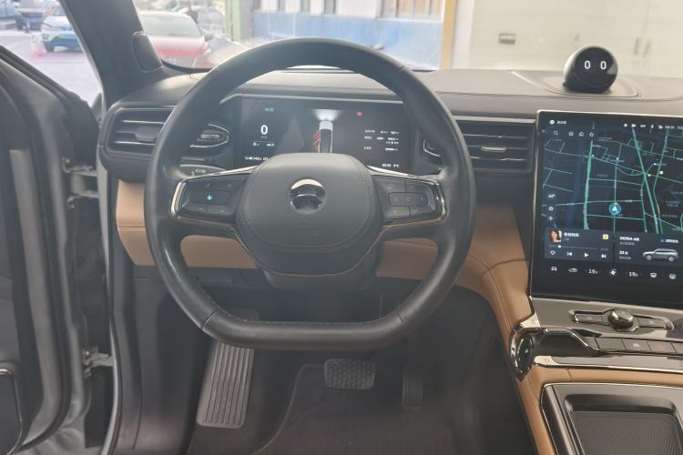 Used Nio ES8 2020 415 km Signature Edition 6-Seater Version
