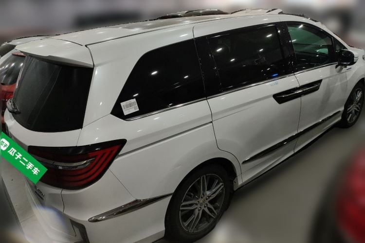 Used Honda Elysion 2019 2.0L Hybrid Luxury Edition

