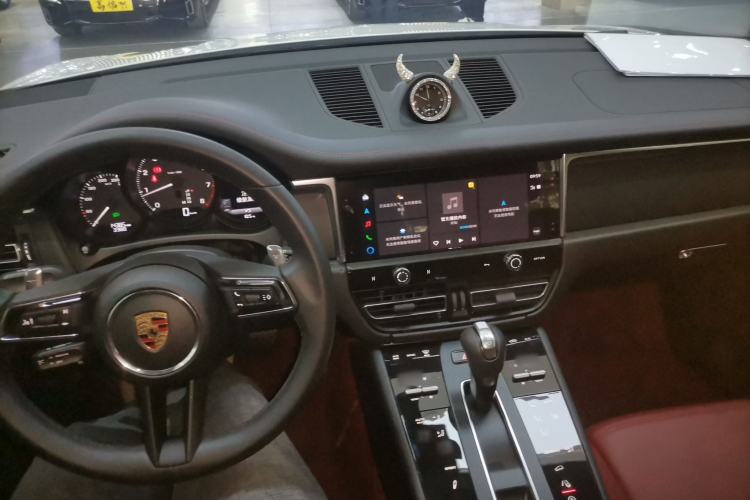 Used Porsche Macan 2024 Macan 2.0T