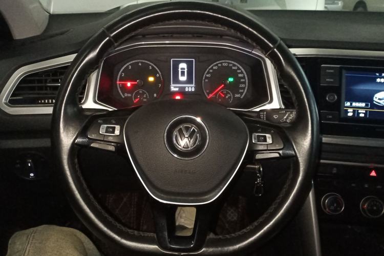 Used Volkswagen T-ROC 2020 230TSI DSG Two-Wheel Drive Advanced Version