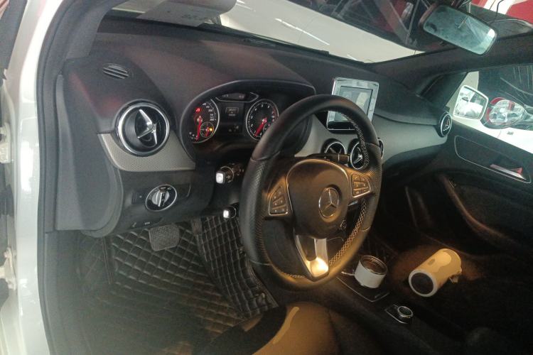 Used Mercedes-Benz B-Class 2015 B 200 Fashion Model