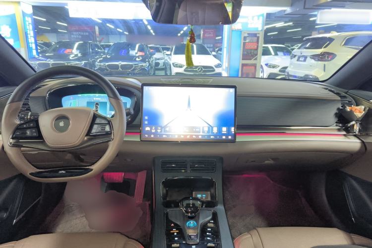 Used BYD Han 2024 DM-i Glory Edition 121KM Prestige Model
