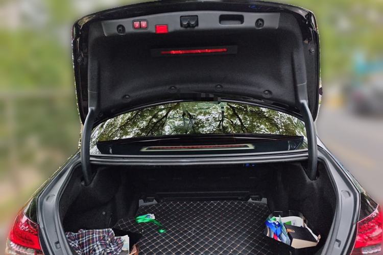 Used Mercedes-Benz E-Class 2023 E 260 L
