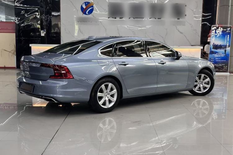 Used Volvo S90 2018 T4 Zhiyi Edition
