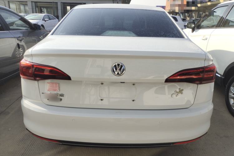 Used Volkswagen Bora 2020 1.5L Manual Comfort Version
