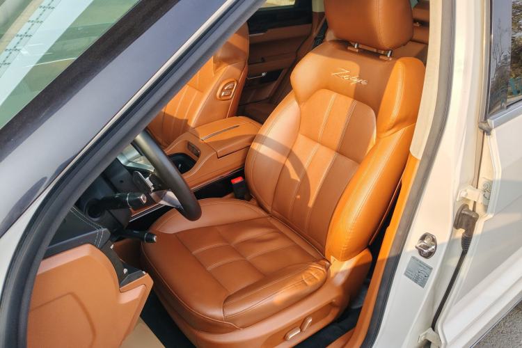 Used Zotye T700 2017 1.8T Dual-Clutch Luxury Model