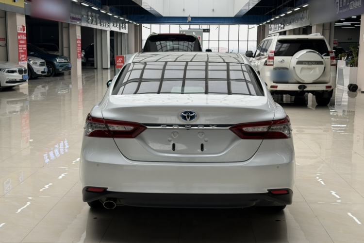 Used Toyota Camry 2019 Dual-Engine 2.5 HG Luxury Edition China V Standard

