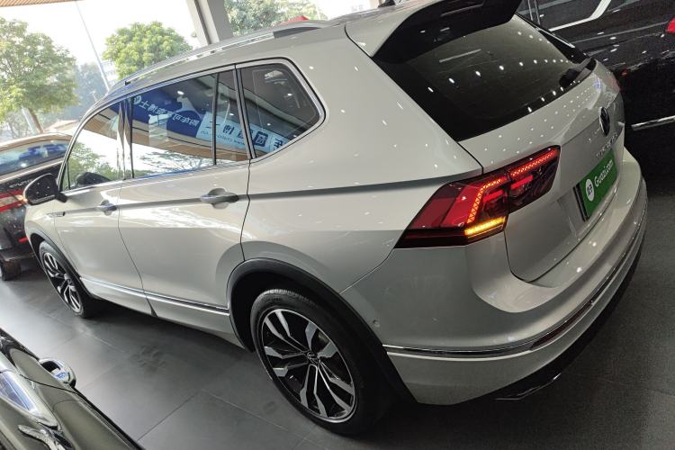 Used Volkswagen Tiguan L 2021 330TSI Automatic Two-Wheel Drive R-Line Flagship Edition
