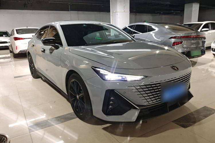 Used Changan UNI-V 2022 1.5T Excellence Model
