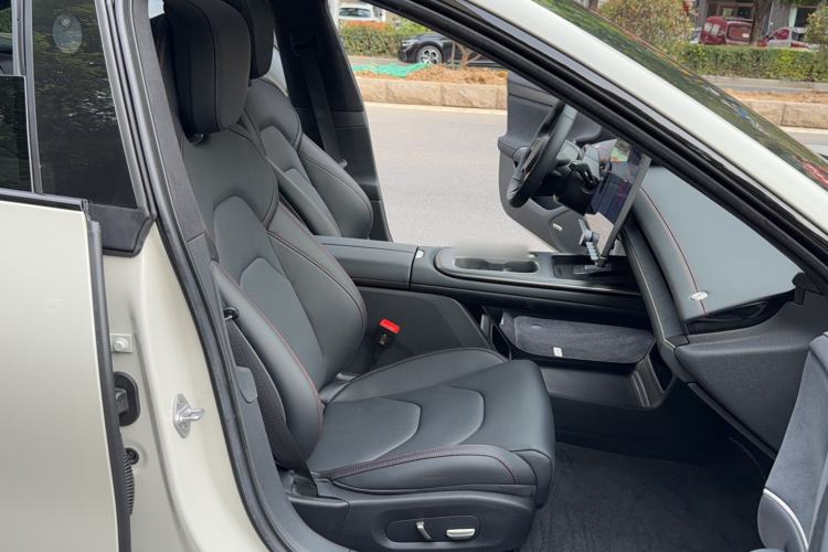 Used  SU7 2024 Four-Wheel Drive Ultra-Long Range Advanced Intelligent Driving Max Edition
