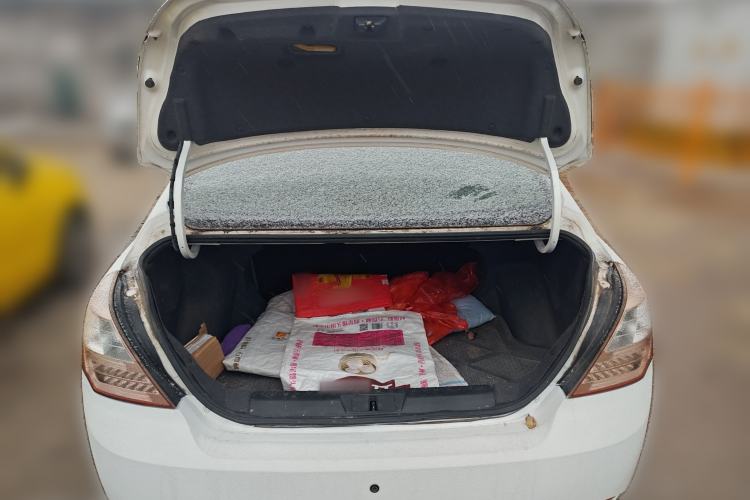 Used Geely Auto Classic Emgrand 2013 Sedan 1.5L Manual Entry-Level Model
