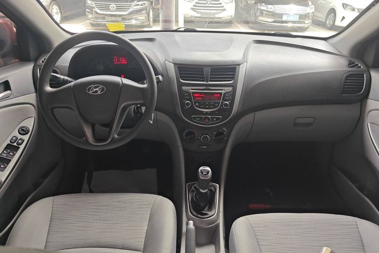 Used Hyundai Verna 2014 1.4L Manual Smart GLS Trim
