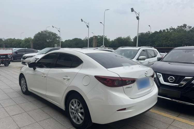 Used Mazda Mazda 3 Axela 2017 Sedan 1.5L Automatic Comfort Model Emission Standard China V
