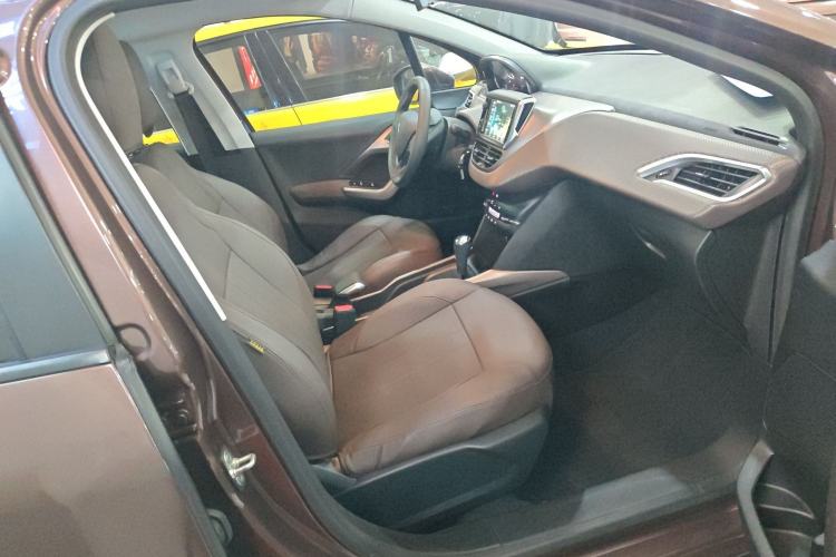 Used Peugeot 2008 2014 1.6L Automatic Fashion Edition
