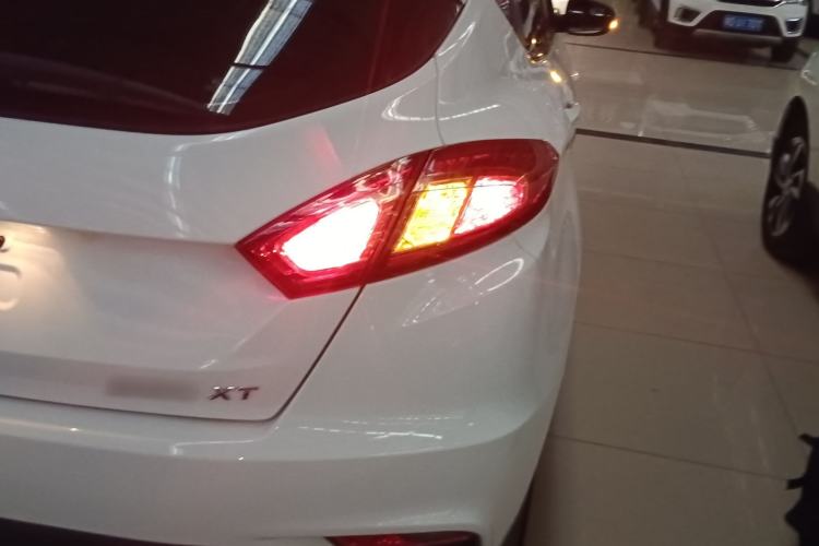 Used Changan Eado 2015 1.6L Automatic Junku Model China IV Standard
