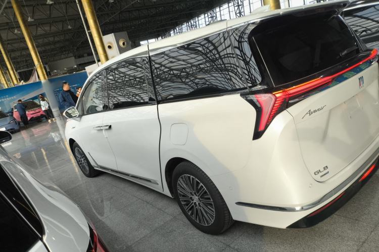 Used Buick GL8 New Energy 2024 Lu Zun Luxury Edition 6-Seater
