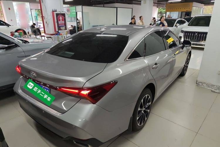 Used Toyota Avalon 2023 2.0L Premium Edition
