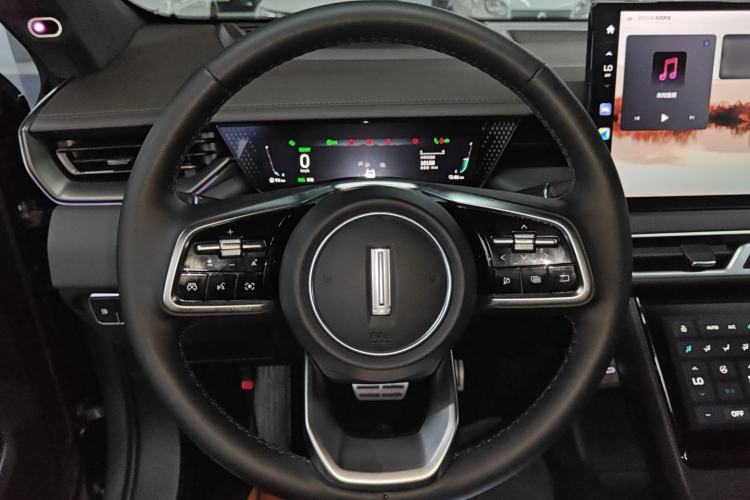 Used Wey Mocha New Energy 2024 Hi4 Four-Wheel Drive Long-Range Version
