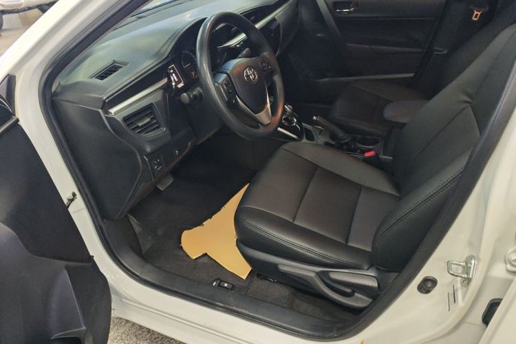 Used Toyota Levin 2016 Dual-Engine 1.8H GS E-CVT Elite Model with Sunroof
