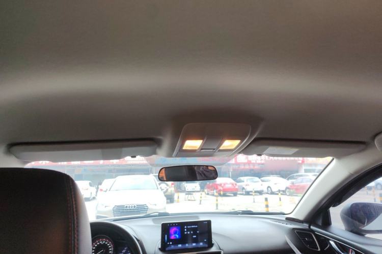 Used Mazda Mazda 3 Axela 2016 Sedan 1.5L Automatic Comfort Model
