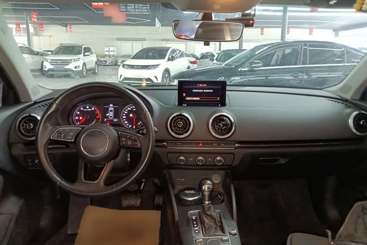 Used Audi A3 2017 Limousine 35 TFSI Fashion Model
