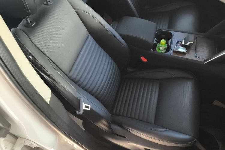 Used Land Rover Discovery Sport 2024 Performance Tech Edition