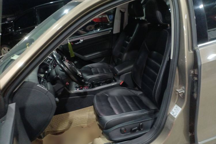 Used Volkswagen Passat 2017 330TSI DSG Luxury Edition