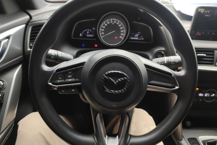 Used Mazda CX-4 2018 2.0L Automatic Two-Wheel Drive Blue Sky Exploration Version China V Standard