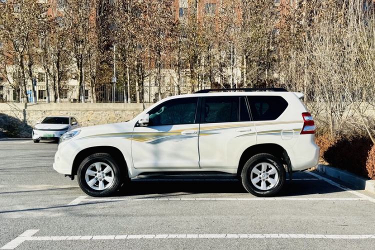 Used Toyota Prado 2016 2.7L Automatic Standard Edition
