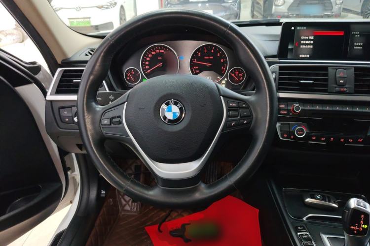 Used BMW 3 Series 2019 320Li Fashion Model
