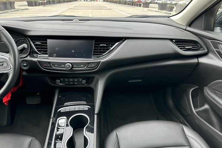 Used Buick Regal 2024 25T Deluxe Edition