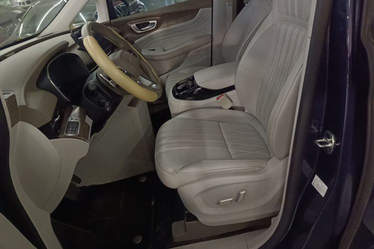 Used Roewe iMAX8 2023 400TGI Comfort Edition