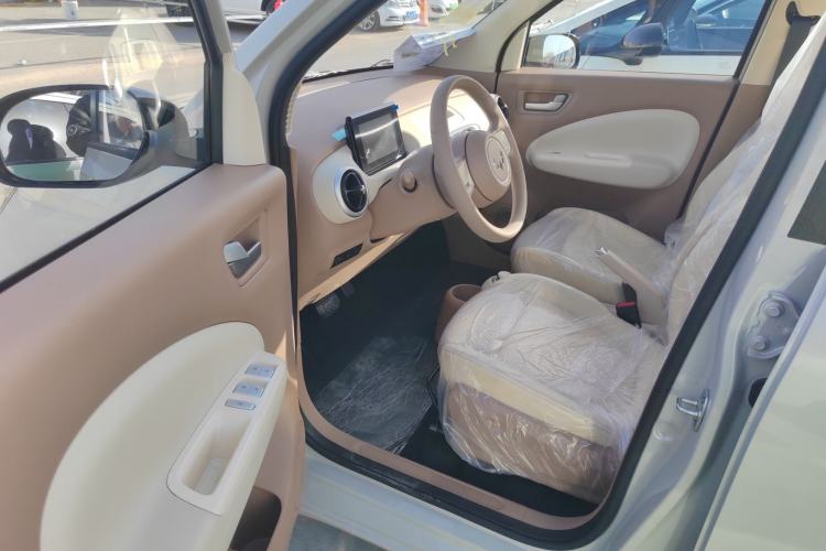 Used Wuling Hongguang MINIEV 2025 Four-Door Version Advanced Edition
