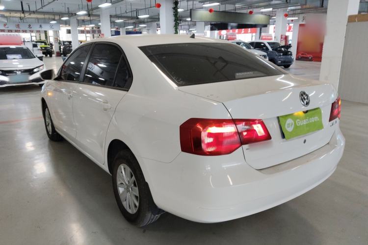 Used Volkswagen Jetta 2015 Value Edition 1.6L Manual Fashionable Style